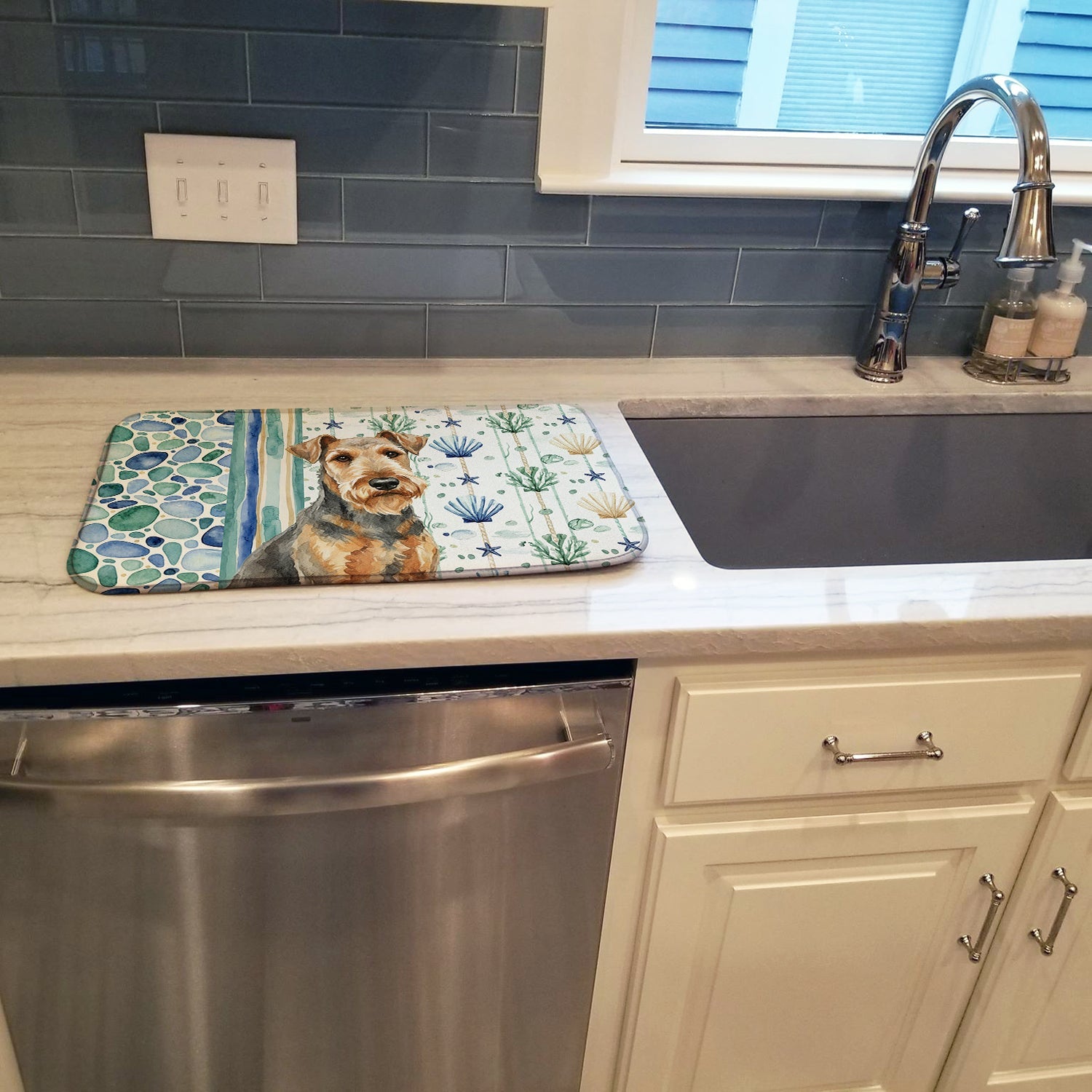 Grizzle Airedale Terrier Coastal Sea Glass Dish Drying Mat Absorbent Dish Drying Mat Pad for Kitchen Counter Dish Drainer Mat for Countertop, 14 x 21", Multicolor