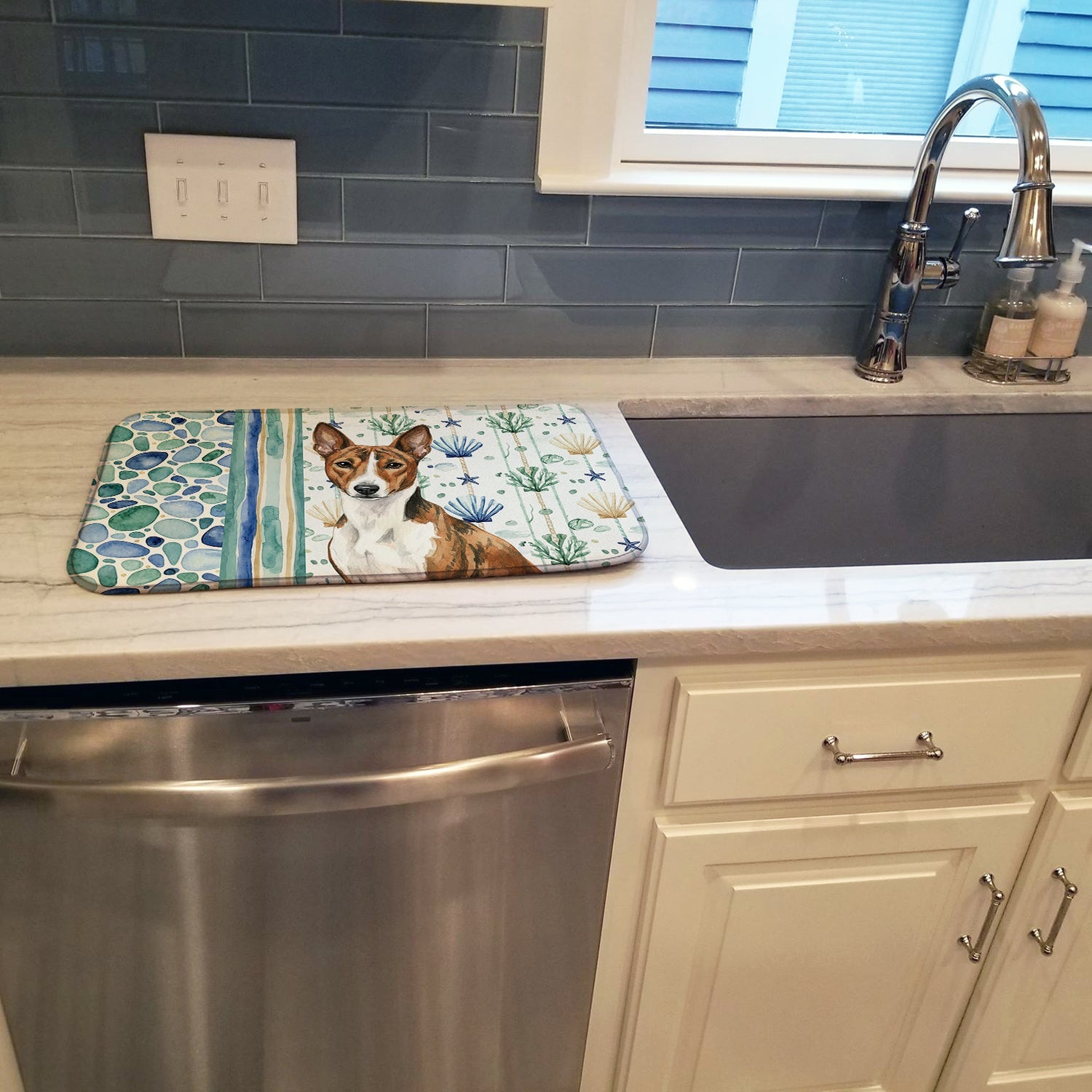 Brindle and White Basenji Coastal Sea Glass Dish Drying Mat Absorbent Dish Drying Mat Pad for Kitchen Counter Dish Drainer Mat for Countertop, 14 x 21", Multicolor
