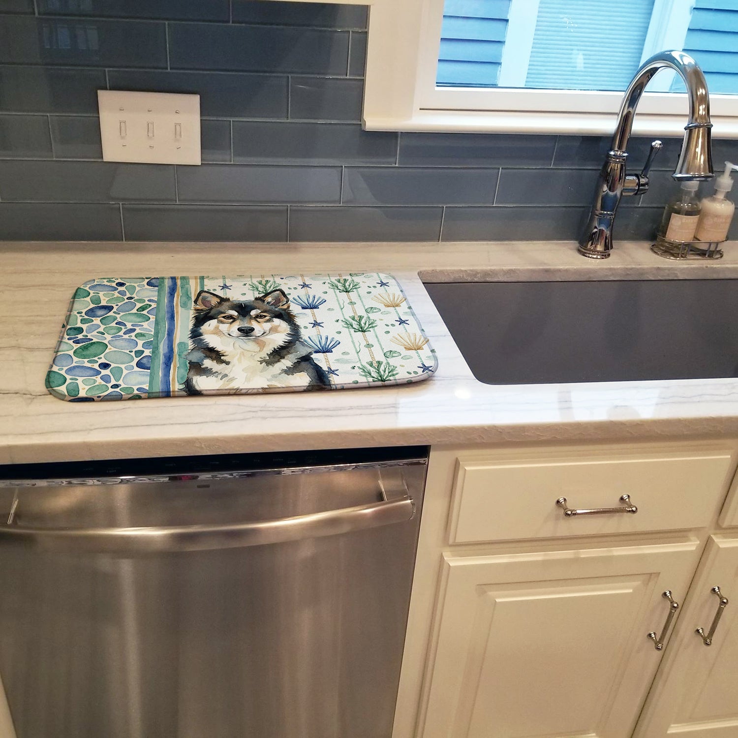 Finnish Lapphund Coastal Sea Glass Dish Drying Mat Absorbent Dish Drying Mat Pad for Kitchen Counter Dish Drainer Mat for Countertop, 14 x 21", Multicolor