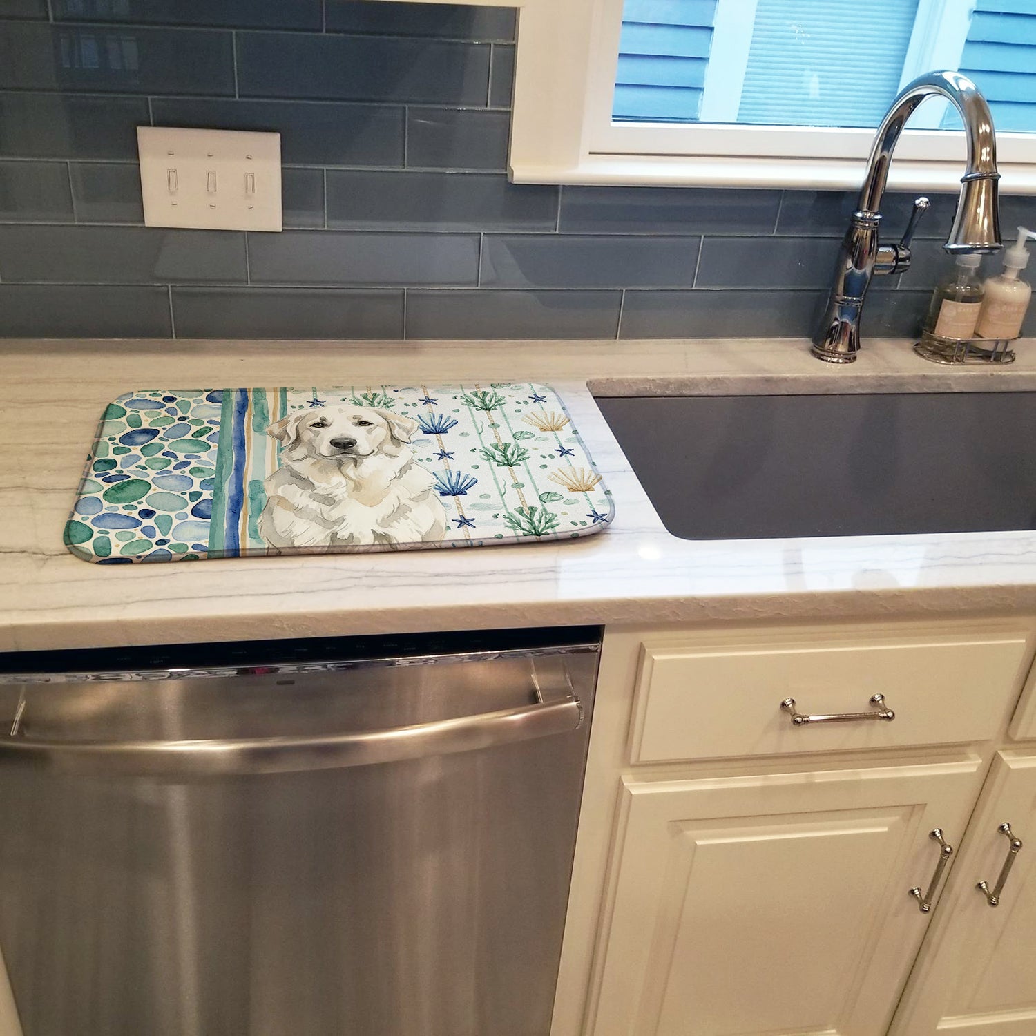 White Great Pyrenees Coastal Sea Glass Dish Drying Mat Absorbent Dish Drying Mat Pad for Kitchen Counter Dish Drainer Mat for Countertop, 14 x 21", Multicolor