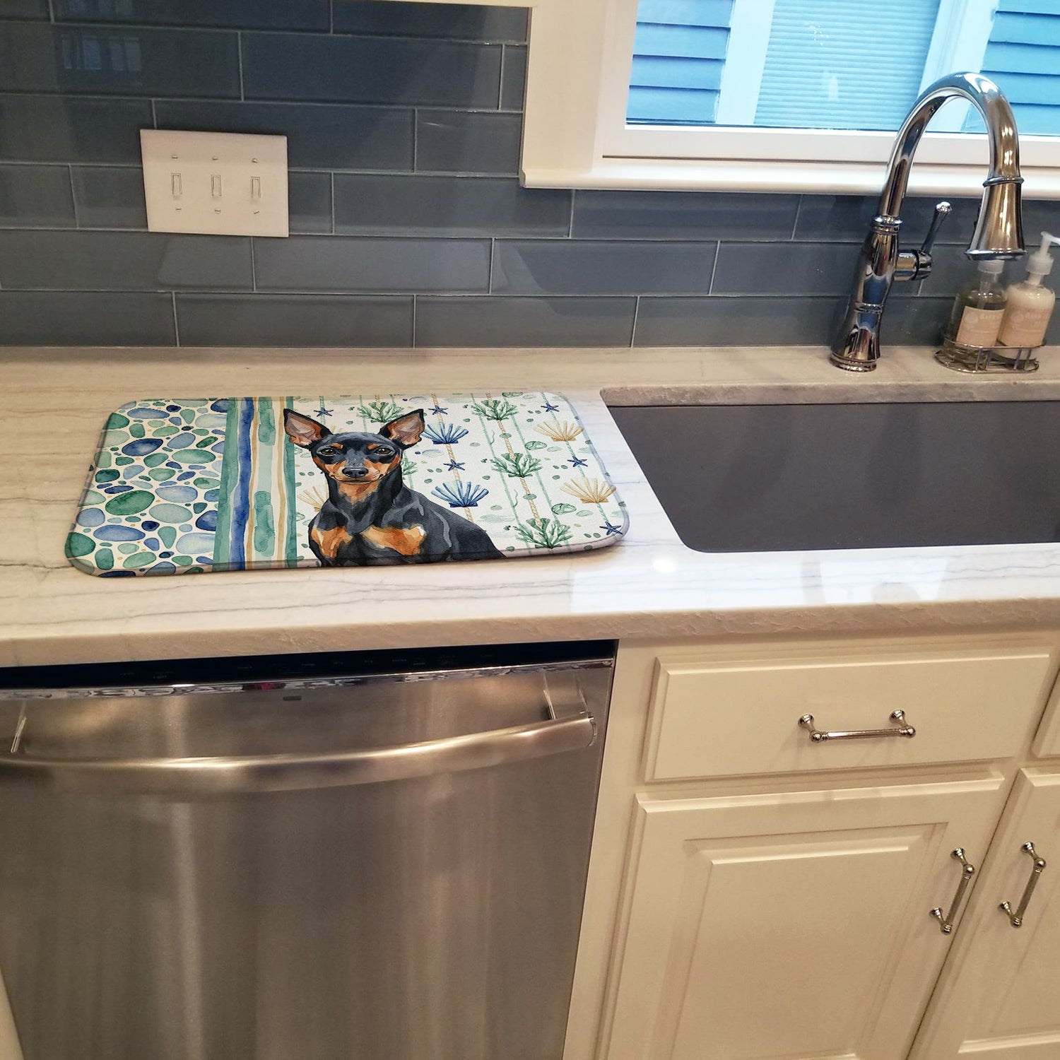 Black and Tan Miniature Pinscher Coastal Sea Glass Dish Drying Mat Absorbent Dish Drying Mat Pad for Kitchen Counter Dish Drainer Mat for Countertop, 14 x 21", Multicolor