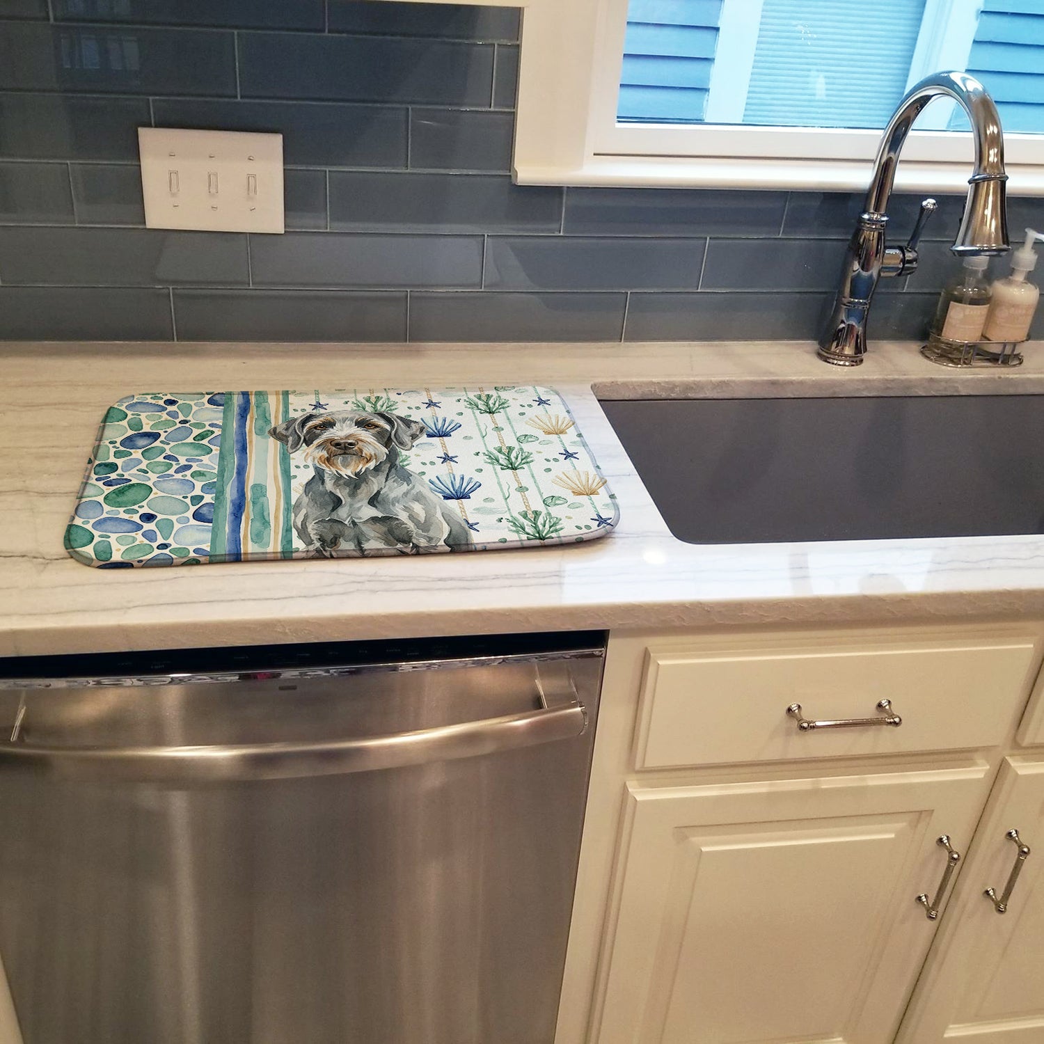 Steel Gray Wirehaired Pointing Griffon Coastal Sea Glass Dish Drying Mat Absorbent Dish Drying Mat Pad for Kitchen Counter Dish Drainer Mat for Countertop, 14 x 21", Multicolor