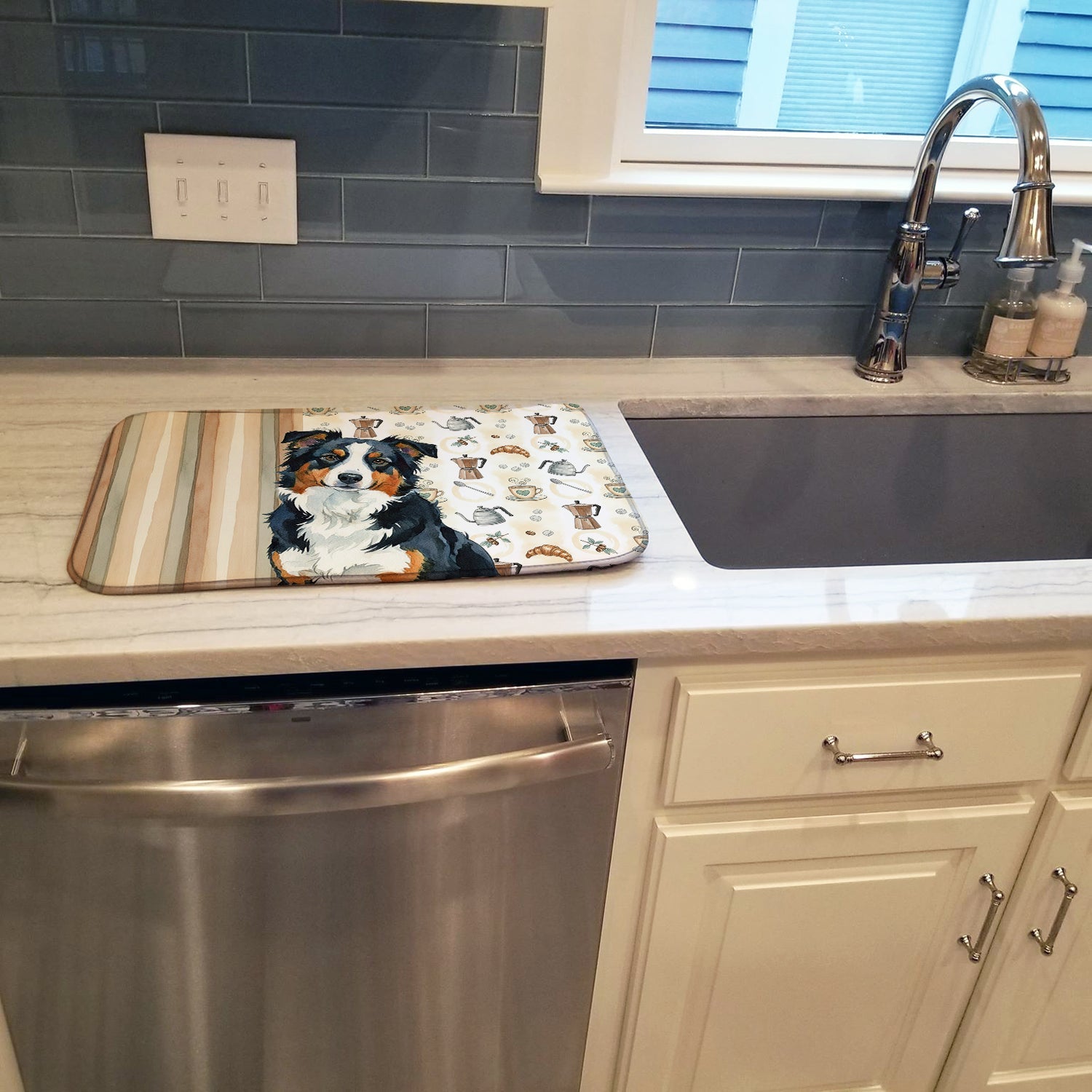 Black Tri American Shepherd Coffee Bar Dish Drying Mat Absorbent Dish Drying Mat Pad for Kitchen Counter Dish Drainer Mat for Countertop, 14 x 21", Multicolor