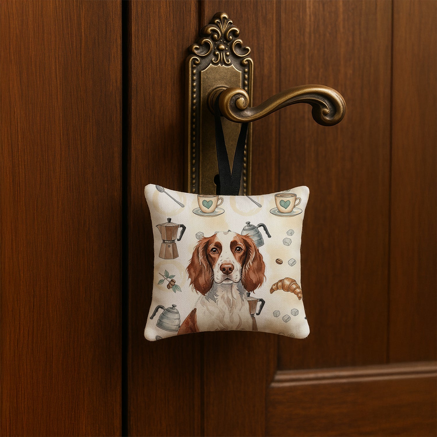 Liver and White English Springer Spaniel Coffee Bar Hanging Square Fabric Ornament 3.5 � 3.5 Decorative Door-Knob & Tree Hanger, Soft Fabric