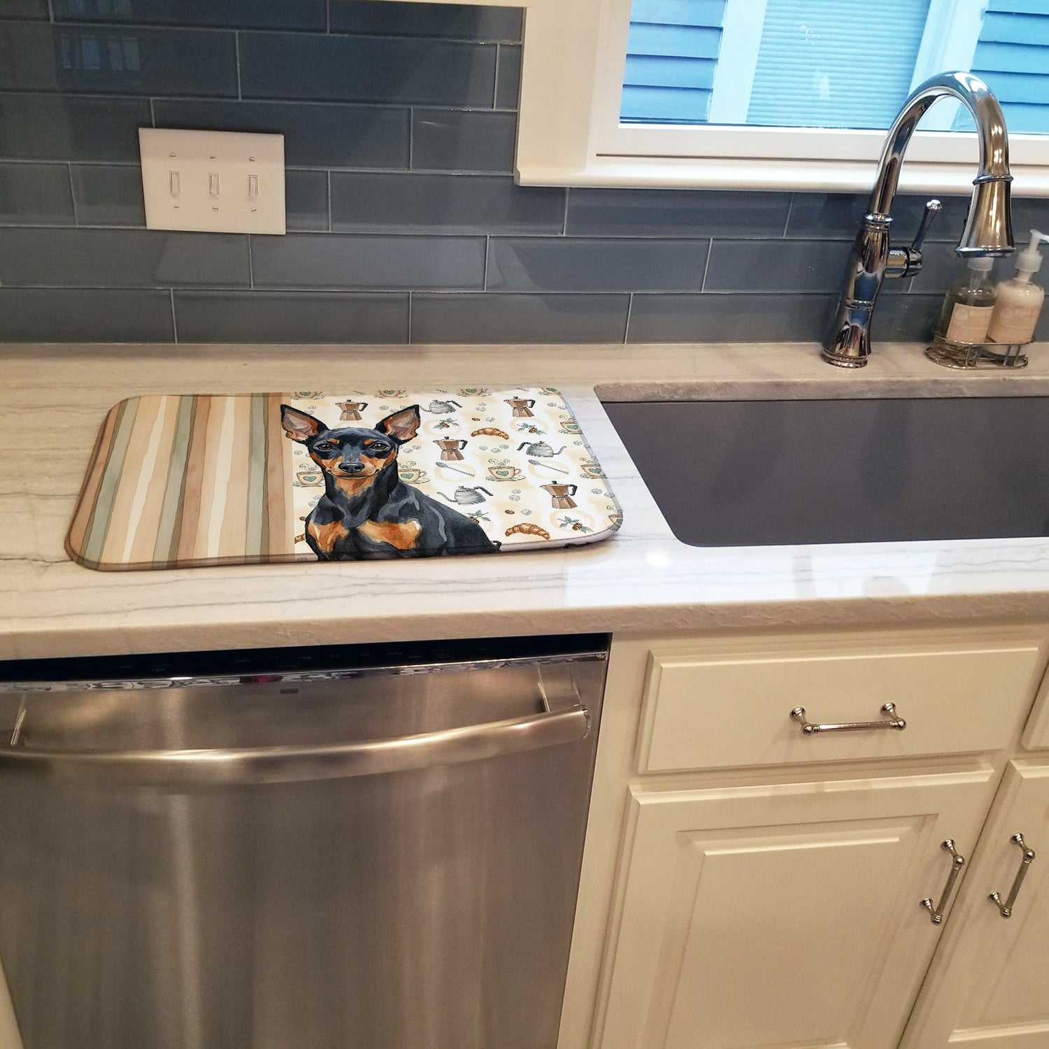 Black and Tan Miniature Pinscher Coffee Bar Dish Drying Mat Absorbent Dish Drying Mat Pad for Kitchen Counter Dish Drainer Mat for Countertop, 14 x 21", Multicolor
