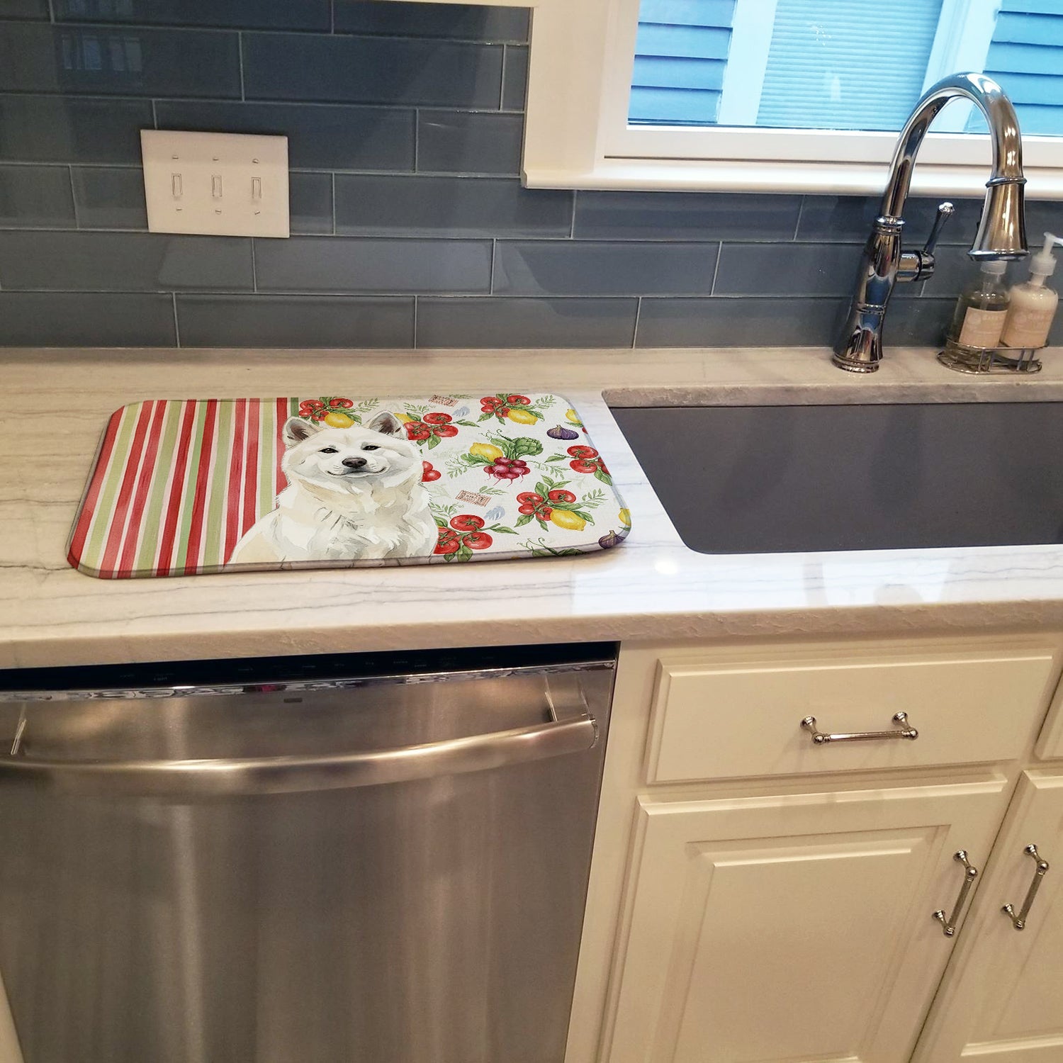 White Akita Vegetables Dish Drying Mat Absorbent Dish Drying Mat Pad for Kitchen Counter Dish Drainer Mat for Countertop, 14 x 21", Multicolor