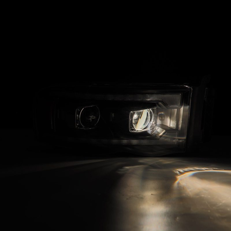 AlphaRex 02-05 Dodge Ram 1500 PRO-Series Projector Headlights Plank Style Chrome w/Seq Signal 880571 *Discontinued