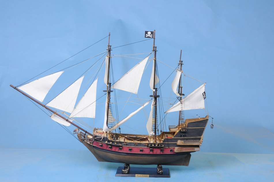 Captain Kidd's Adventure Galley Limited Model Pirate Ship 36"" - White Sails
