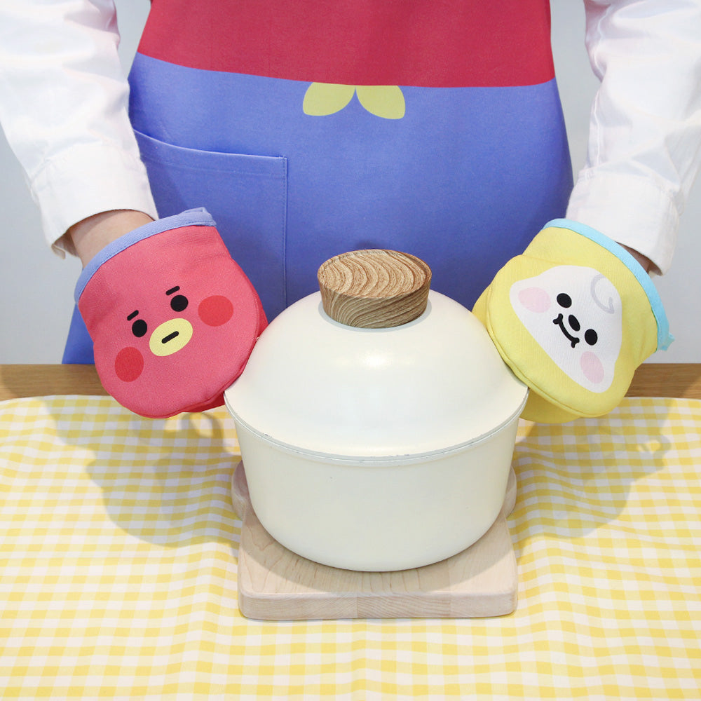 BTS x BT21 Baby Kitchen Glove