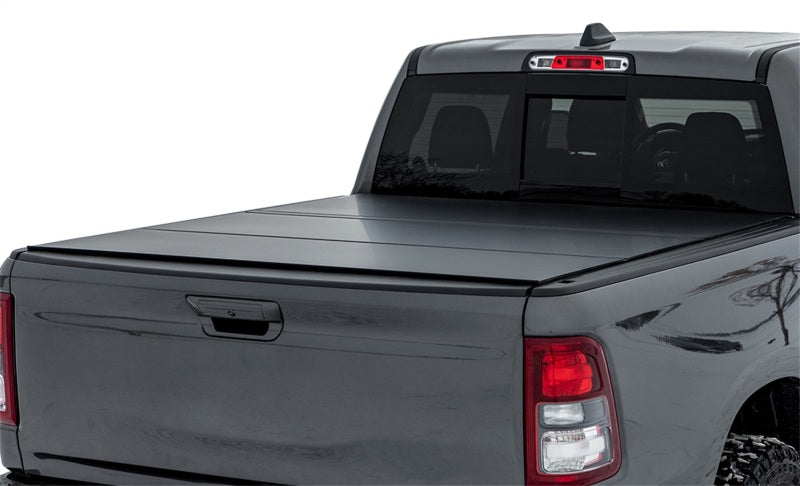 Access LOMAX Tri-Fold Cover 19+ RAM 1500 - 5ft 7in Bed w/o Multifunction Tailgate (Carbon Fiber) B5040039