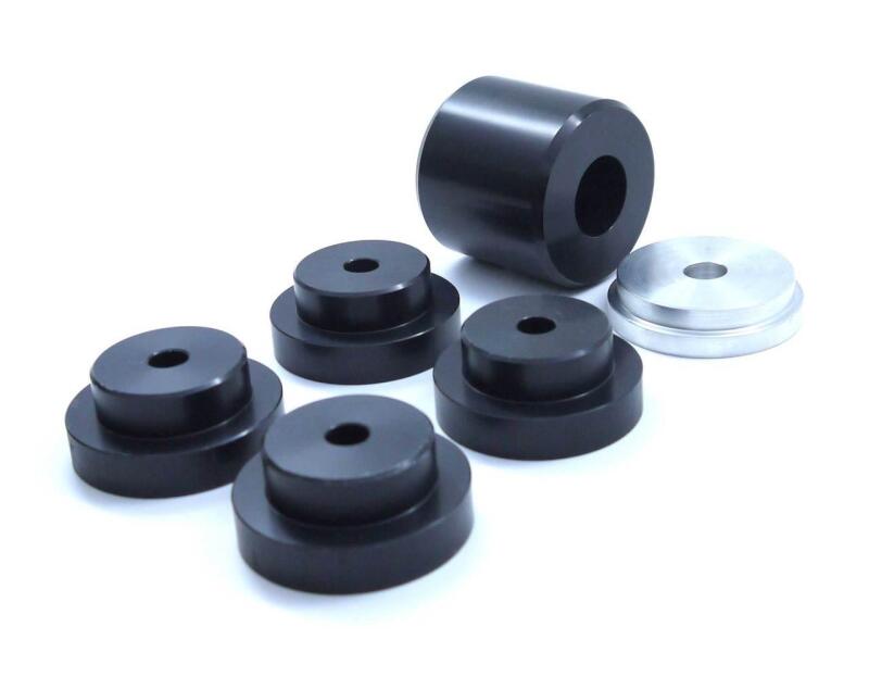 SPL Part 350Z/G35 Solid Differential Mount Bushings