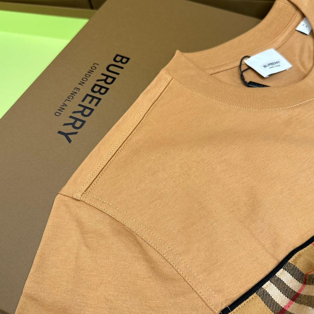 Burberry T-Shirt Without Collar 'Beige'