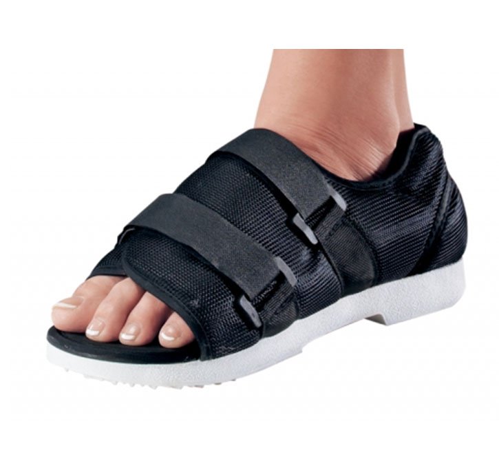ProCare® Female Foam Cast Shoe, Medium 79-81145