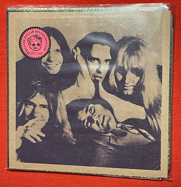 Alice Cooper - Live From The Astroturf (Glow-In-The-Dark LP Vinyl/DVD) & Billion Dollar Babies (50Th Anniversary/Deluxe/3LP)