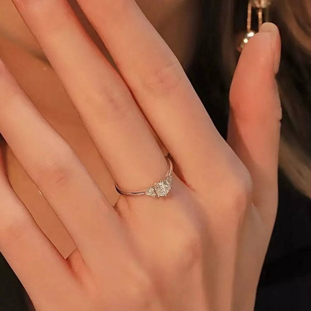 1 Carat Moissanite 925 Sterling Silver Ring