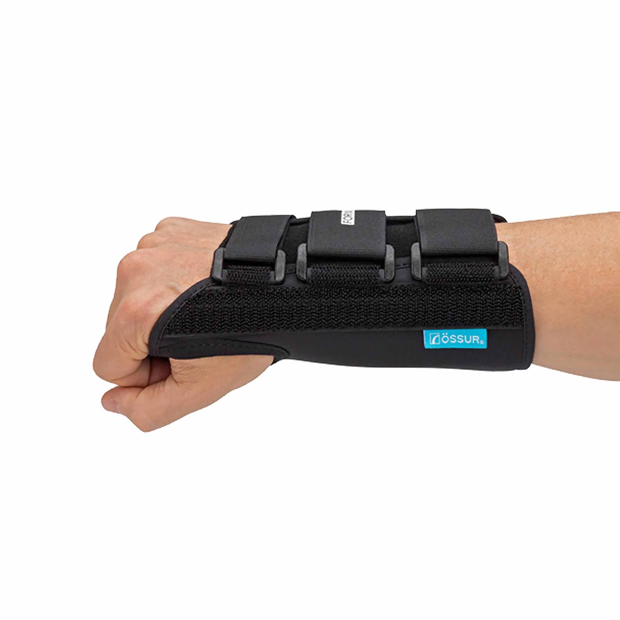Ossur Formfit® Right Wrist Brace, Medium 317075