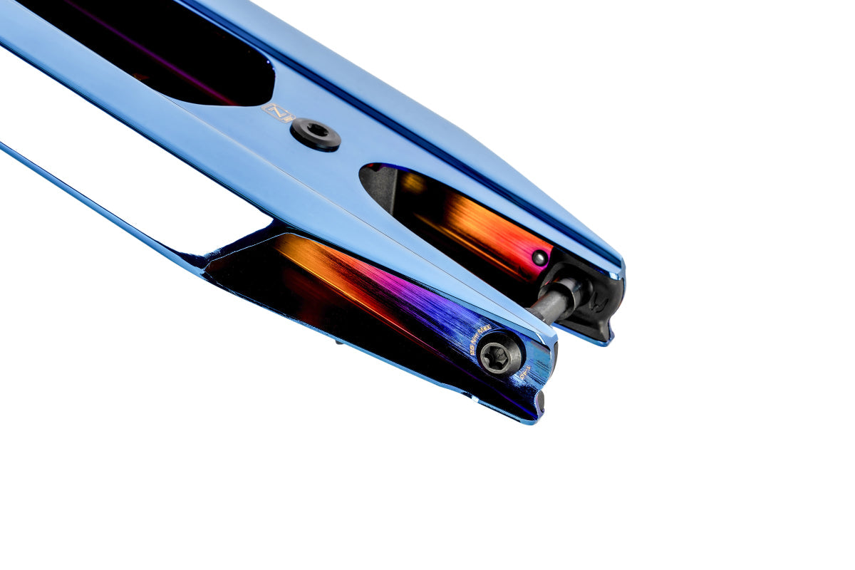 Ethic DTC Pandemonium V2 Scooter Deck 19.7″ (500mm) - Chrome Blue