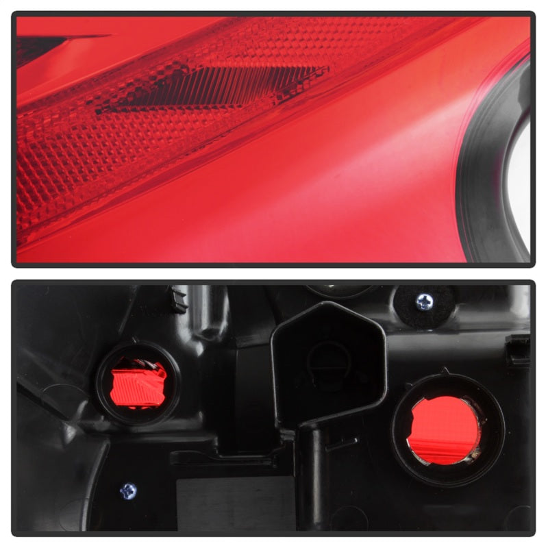 SPYDER xTune 16-18 Nissan Altima 4DR Passenger Side Tail Light - OEM Outter Right (ALT-JH-NA16-4D-OE-OR) 9943010