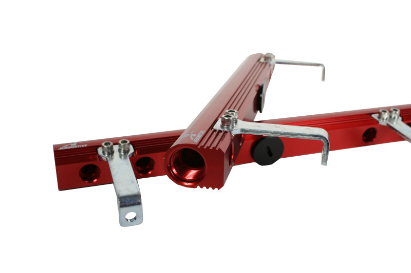 Aeromotive Edelbrock SBC Victor "E" Fuel Rail Kit