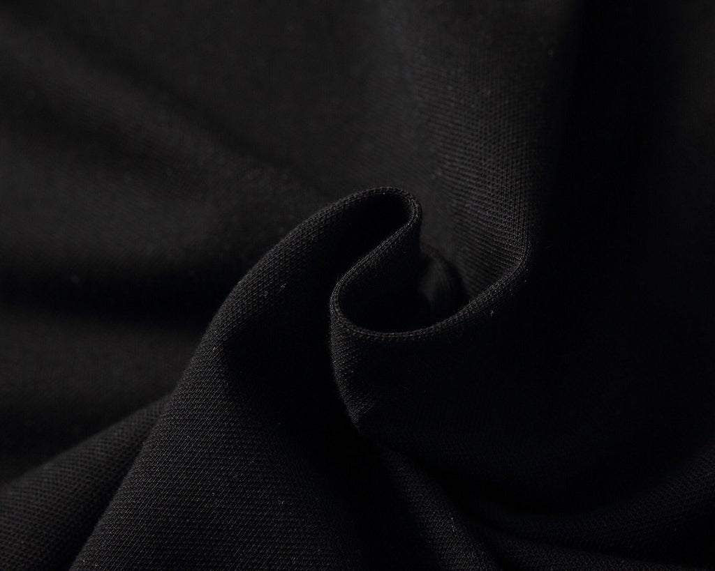 Gucci Black T-shirt with a collar