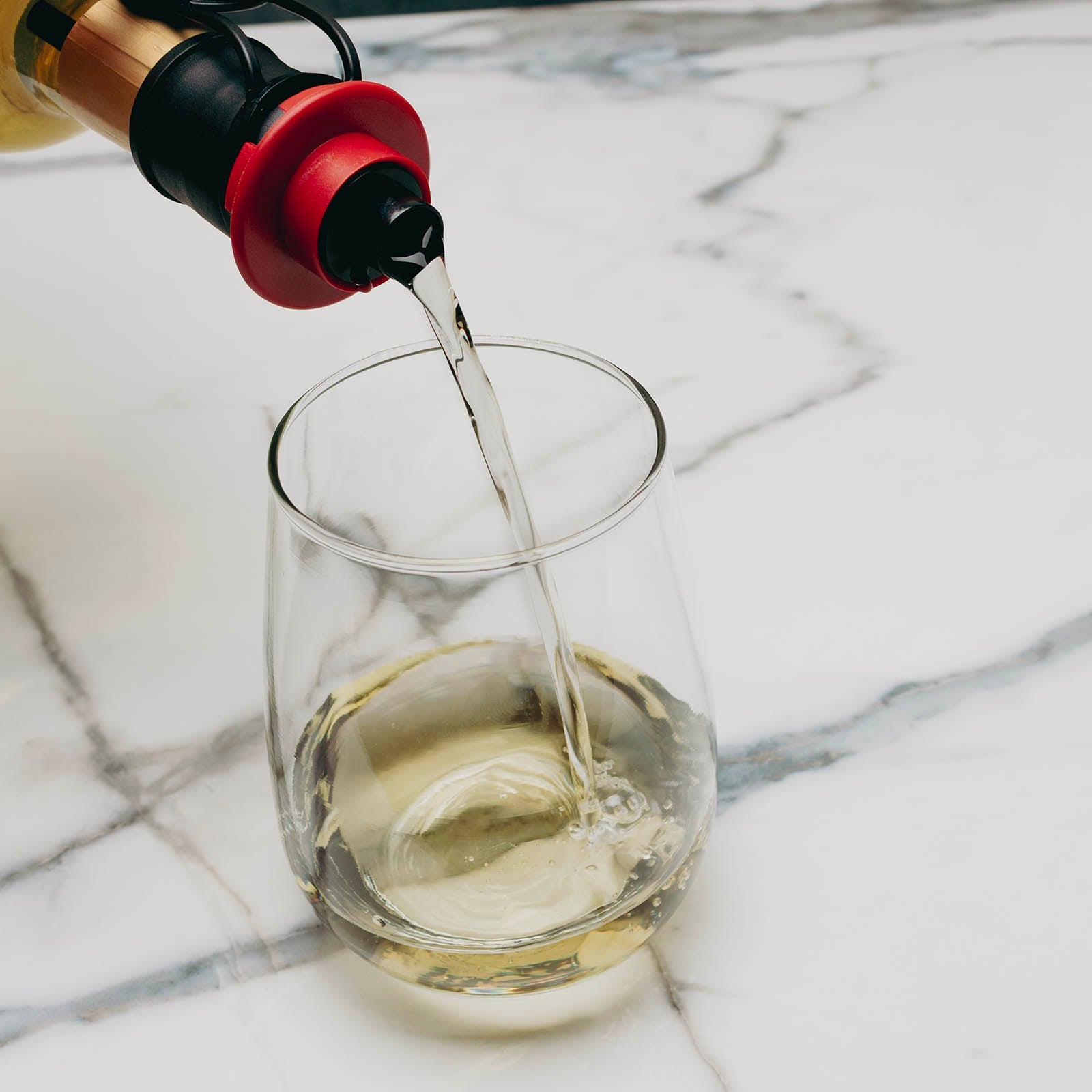 BarConic® Wine Pourer w/ Cap - Screened