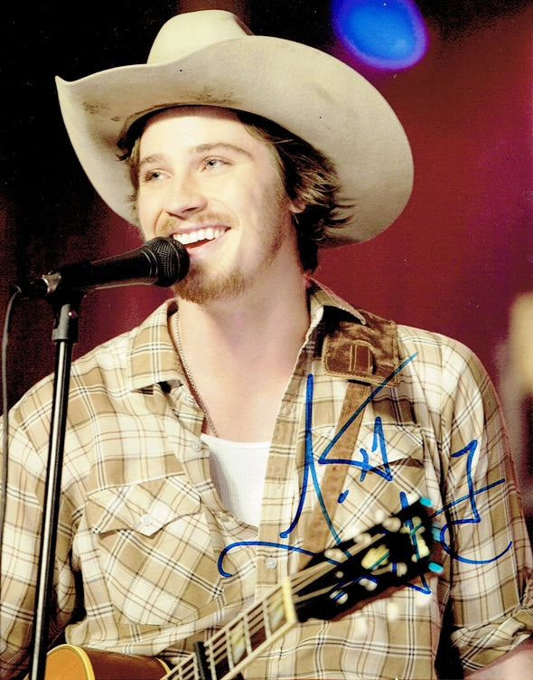 Garrett Hedlund Signed 8x10 Photo