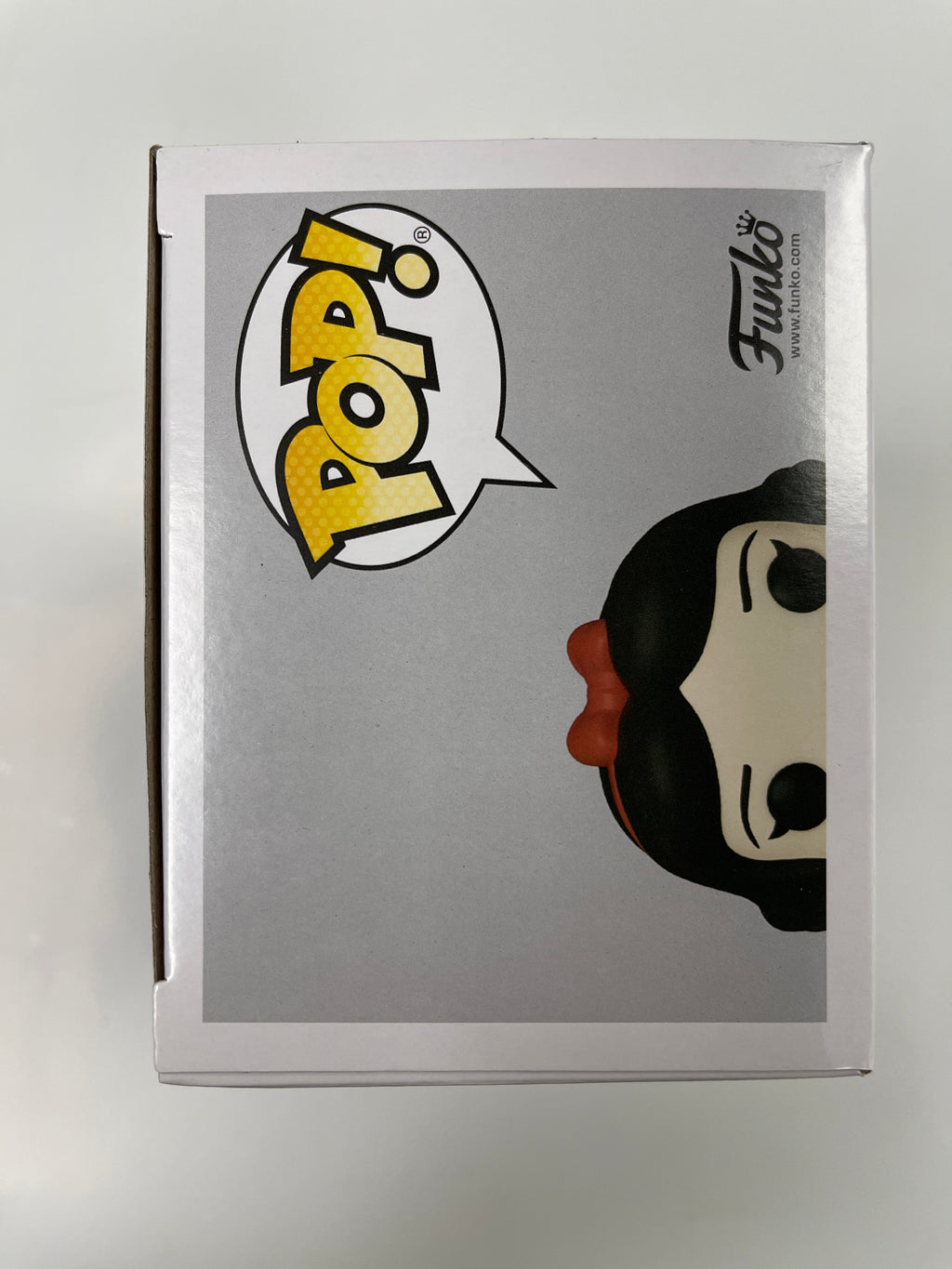 Funko Pop! Disney Princess Snow White With Pie #1019 Ultimate Collection 2021