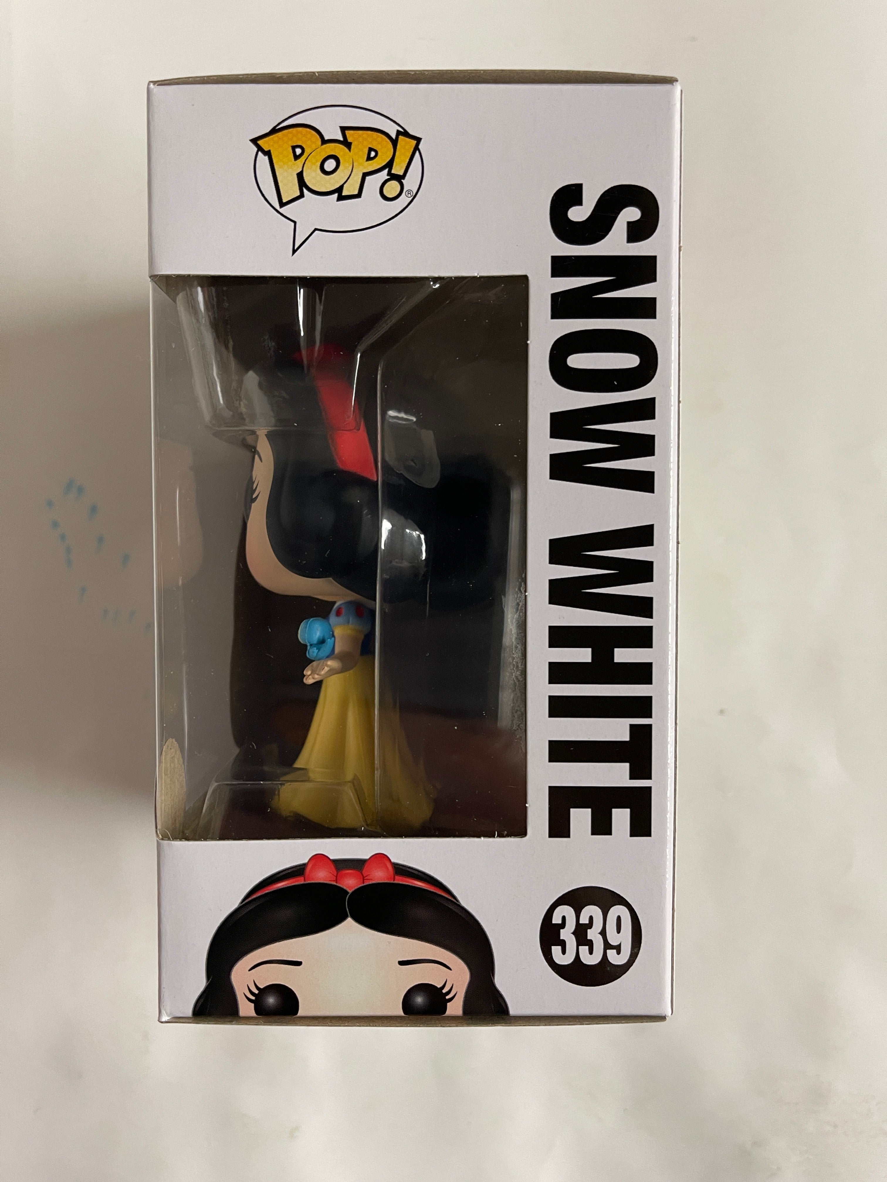 Funko Pop! Disney Snow White #339 Snow White and the 7 Dwarfs 80th Anniversary