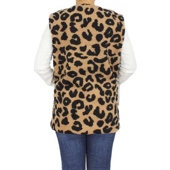 Leopard Pattern Animal Printed Sherpa Pocket Vest Shawl