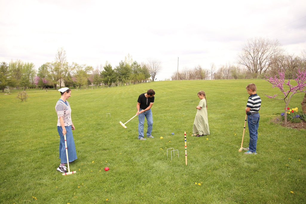 Deluxe 8-Player Croquet Game Set - Choose a Storage Option - Wooden Holder or Duffel Carry Bag