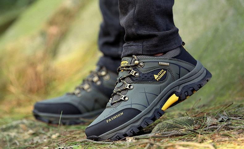 Men's Winter Snow Boots Waterproof Leather Sports Super Warm Men's Boots Outdoor Hiking Boots Work Travel Shoes Trail Climbing Shoes Lace Up Anti-Slip Waterproof Working Outdoor Boots