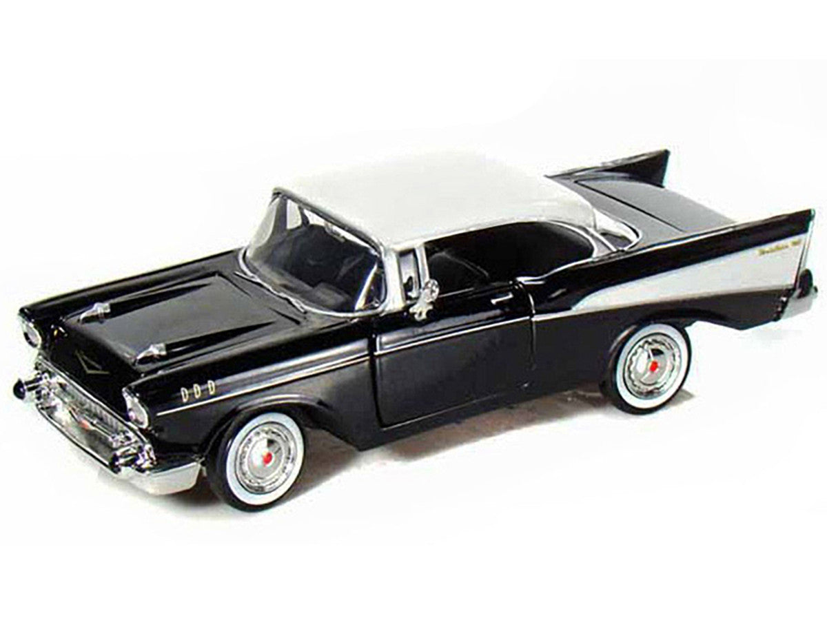 1957 Chevrolet Bel Air Black with White Top 1/24 Diecast Model Car by Motormax