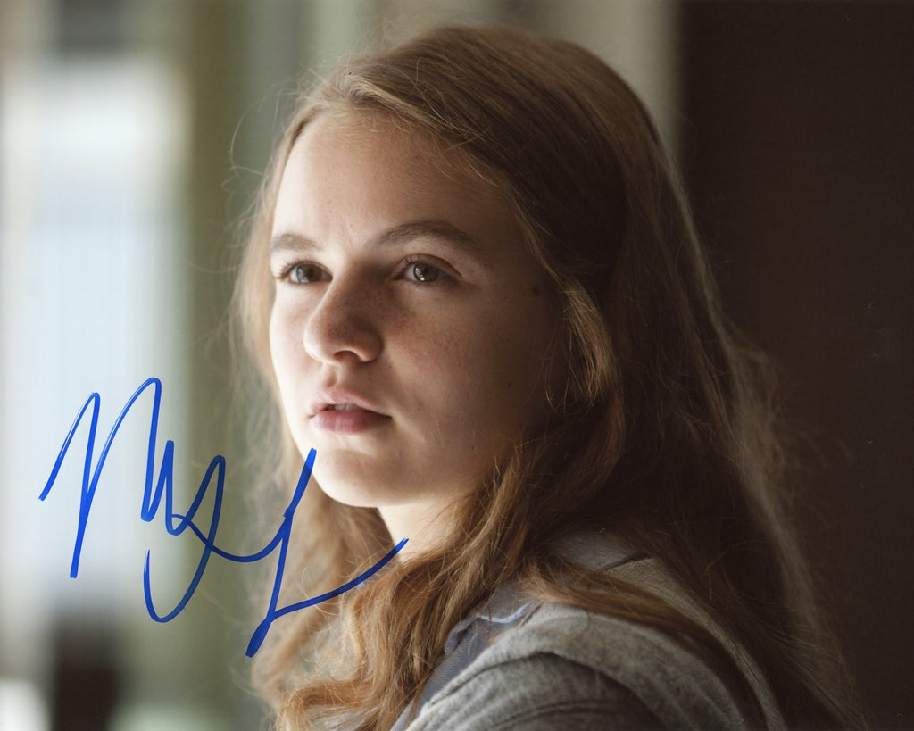 Morgan Saylor Signed 8x10 Photo