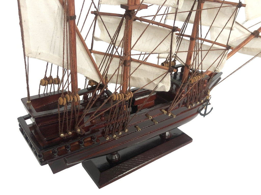 Wooden Blackbeard's Queen Anne's Revenge White Sails Pirate Ship Model 20""