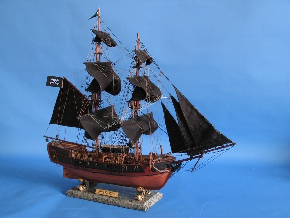 Wooden Caribbean Pirate Ship Model Limited 26"" - Black Sails