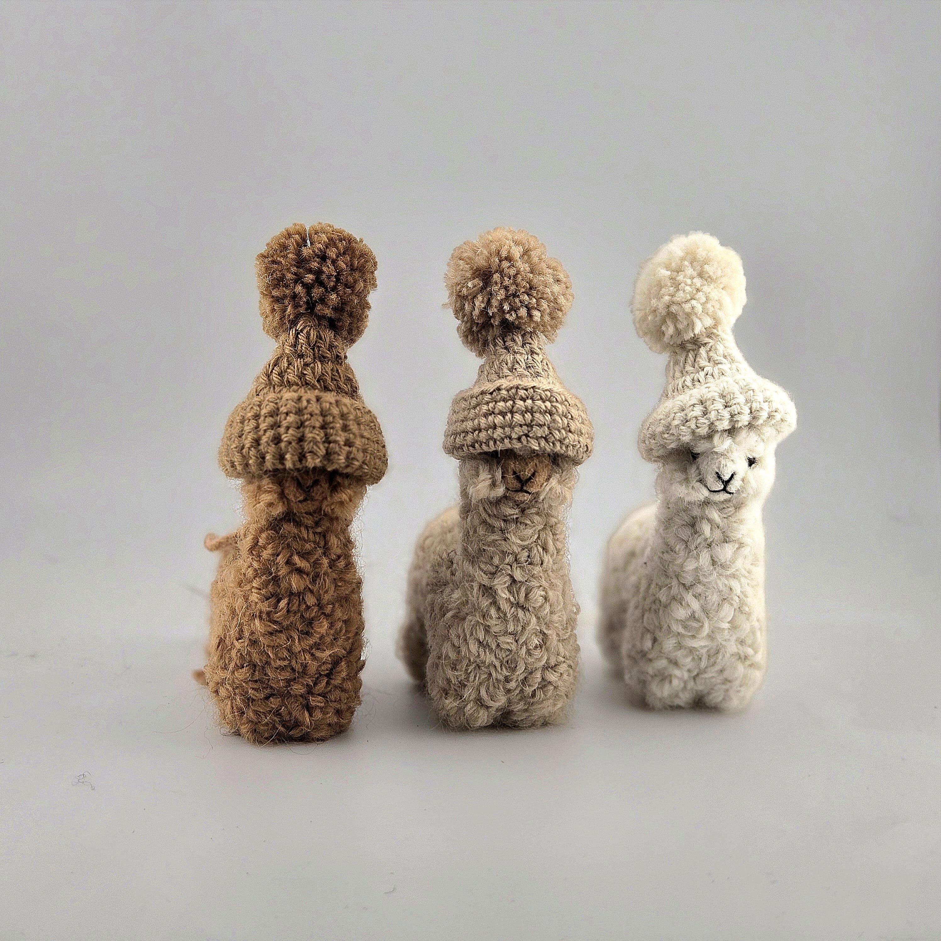 Pom-Pom Hat for Alpacadorable Ornament