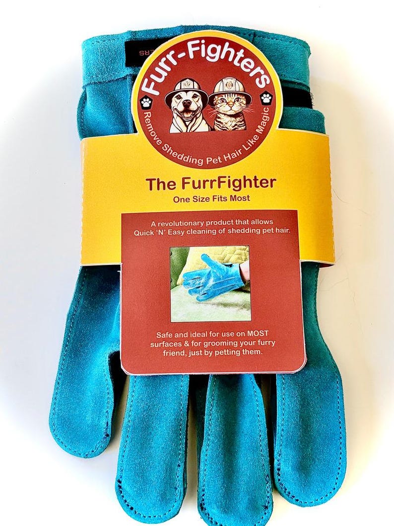 " The Furrfighter" - A pet hair/lint removal glove with 2 thumbs that fits either hand like a glove