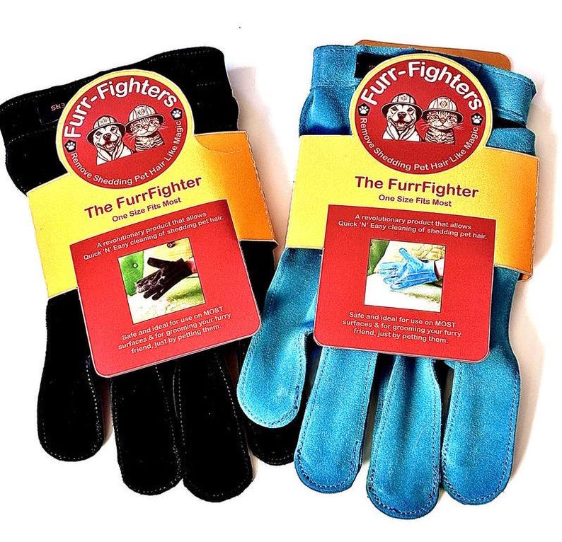 " The Furrfighter" - A pet hair/lint removal glove with 2 thumbs that fits either hand like a glove