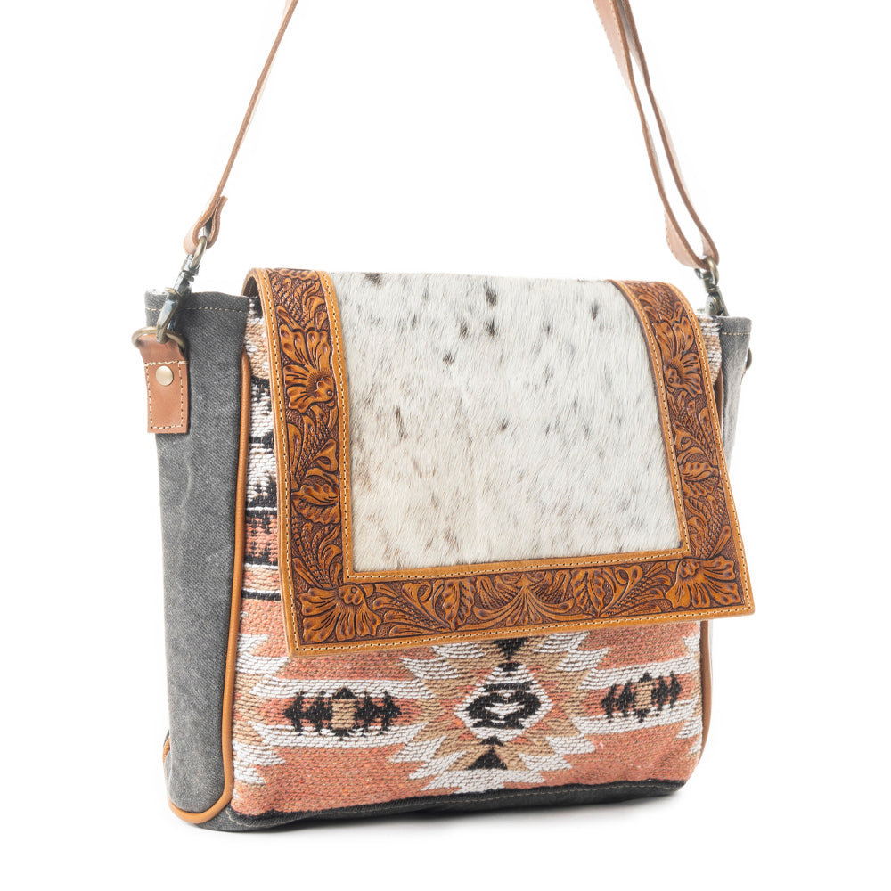 SANSA LOPEZ HANDTOOLED BAG - PhishStones Products