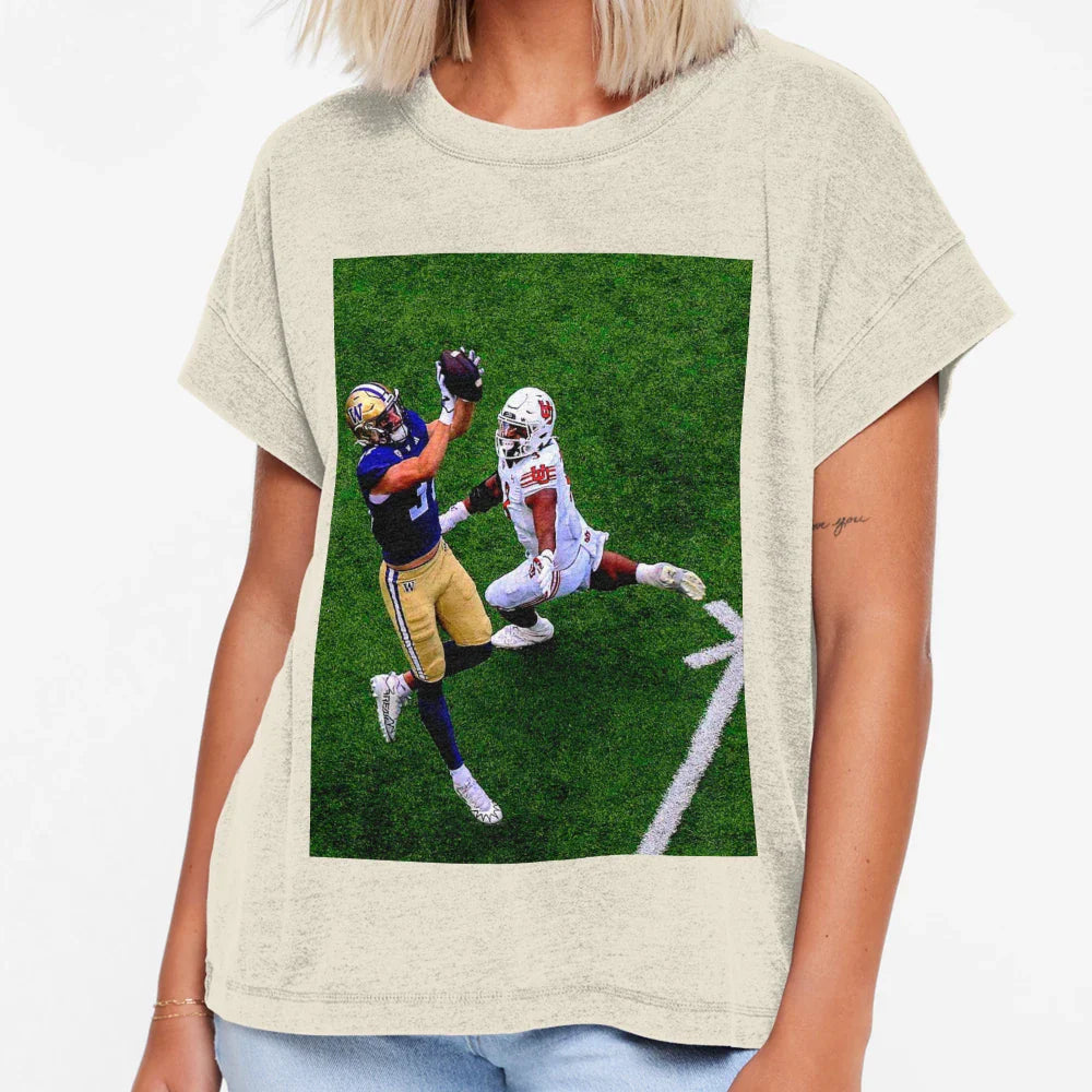 Football T-Shirt - Trendy Graphic Unisex
