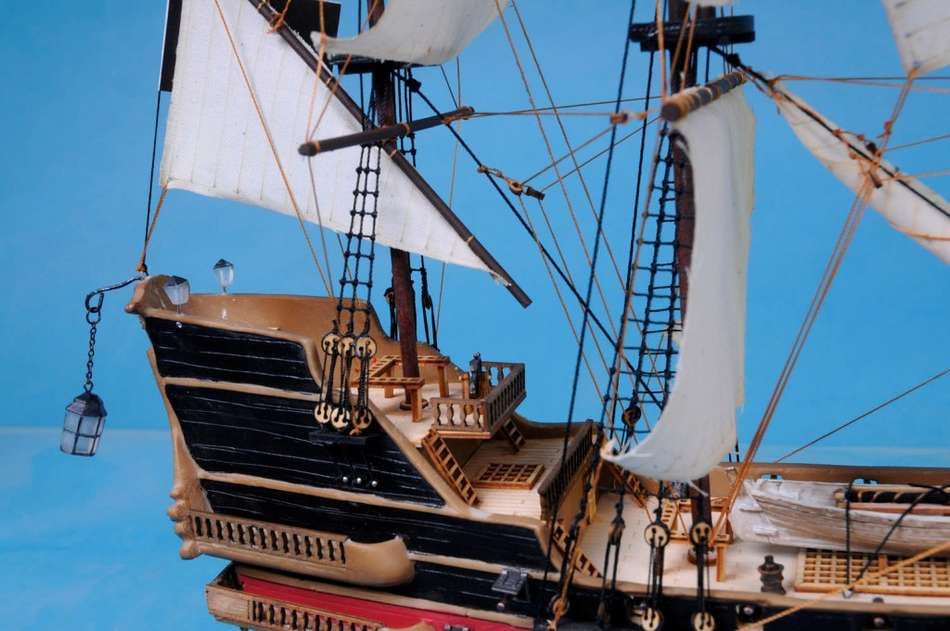Calico Jack's The William Model Pirate Ship 36"" - White Sails