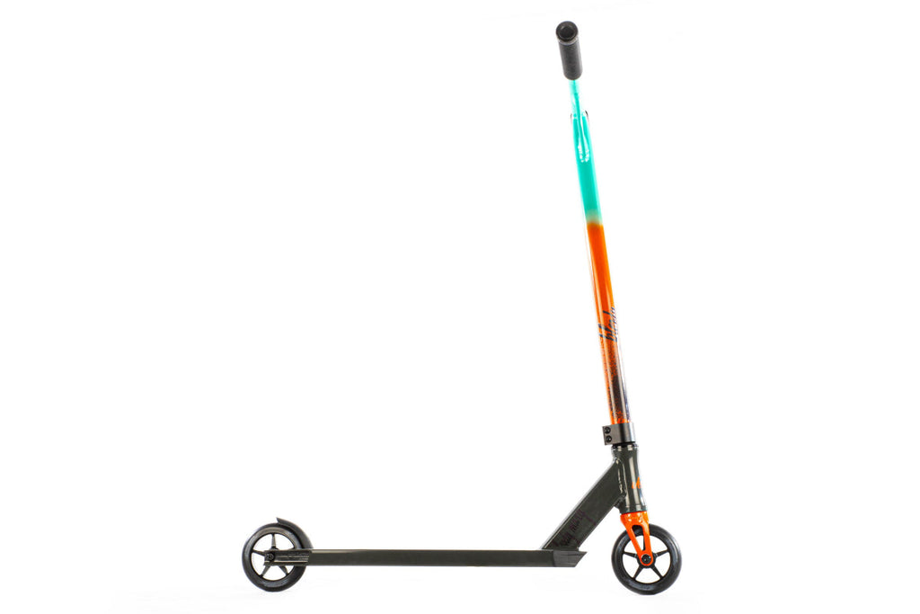 Versatyl Bloody Mary V2 Complete Scooter - Orange/Blue/Black