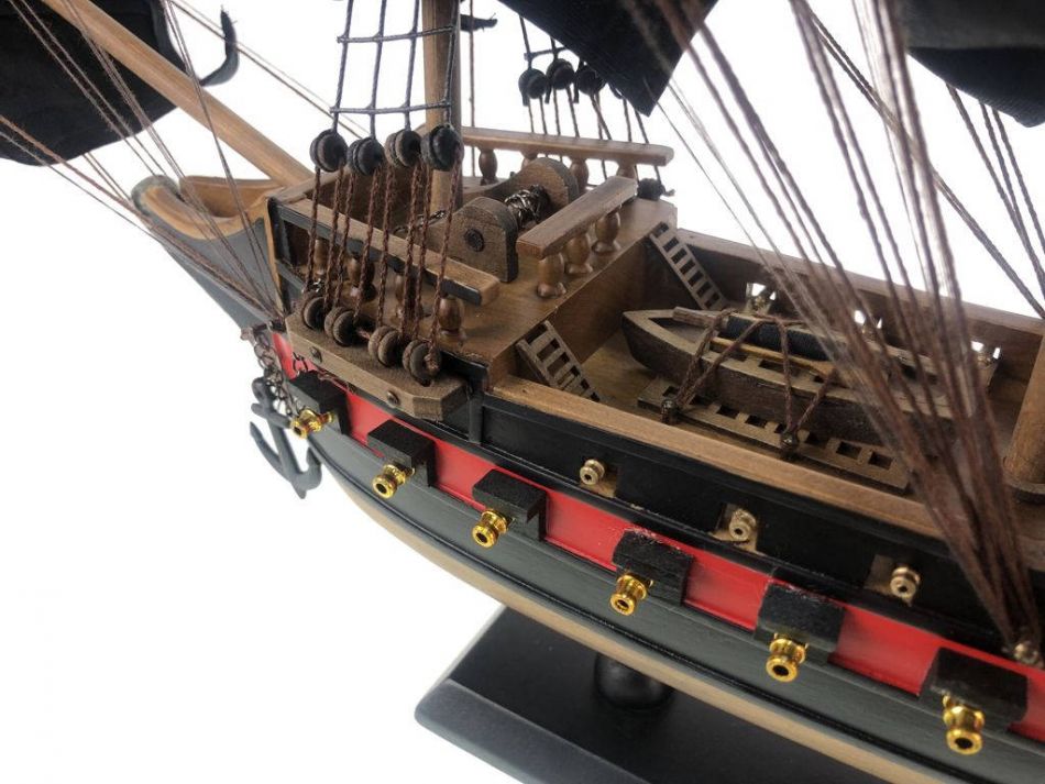 Wooden Thomas Tew's Amity Black Sails Limited Model Pirate Ship 26""